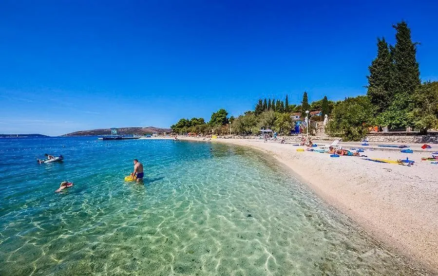 West Star Apartment Trogir 0*,